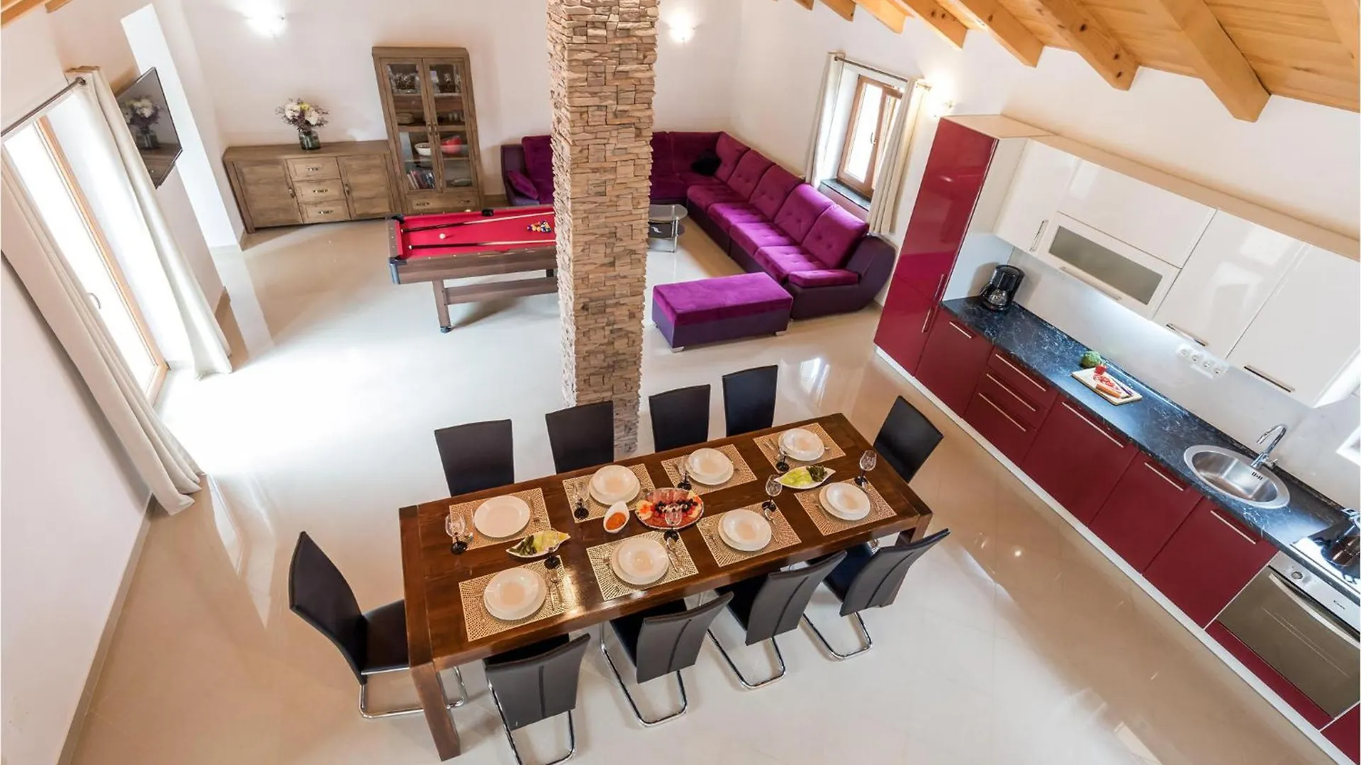 Gorgeous Home In Gostinjac With Kitchen Hébergement de vacances